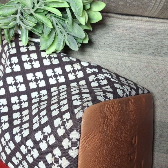 Kate Spade Stripe Hobo tote - Picture 7 of 16